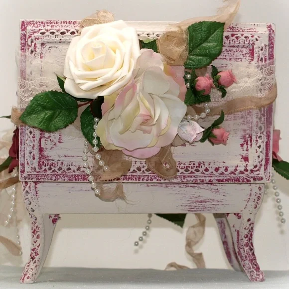 Shabby Chic Floral Arrangement in Upcycled Jewelry Box, Bird. Roses, Faux pearls